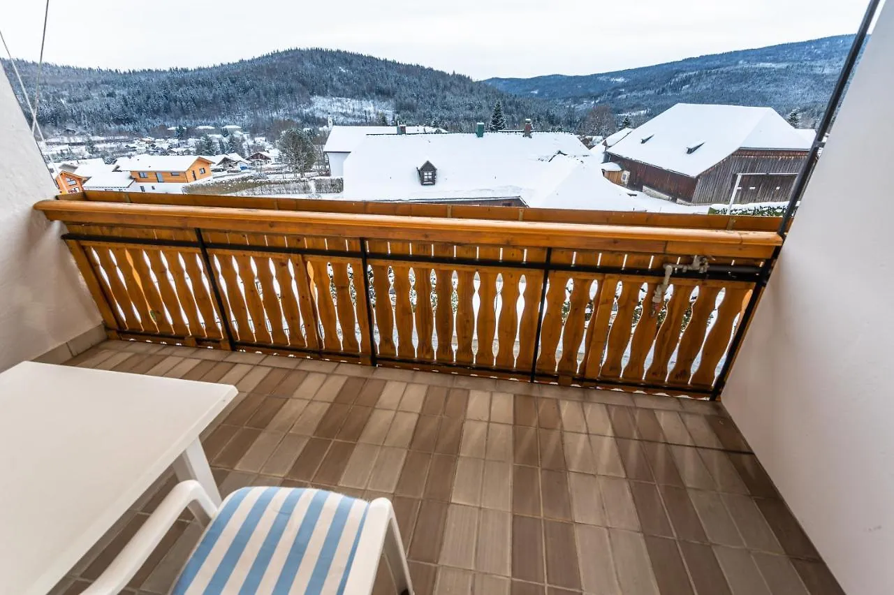 Pension Bayerisch Hausl Bayerisch Eisenstein 3*,  Německo